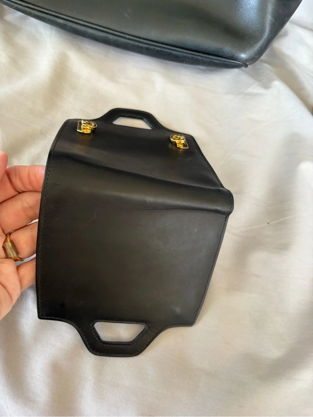 VTG Salvatore Ferragamo Black Leather Flap Bag + Wanda Tri-Fold WalletSET 2items - Picture 7 of 16